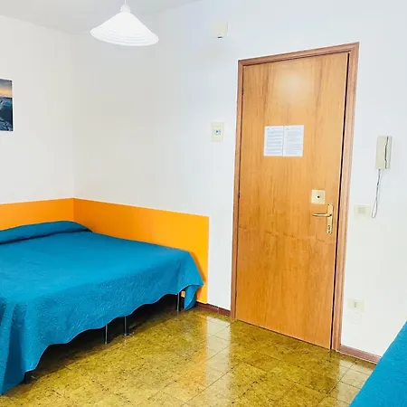 Practical In A Pool Paradise Διαμέρισμα *